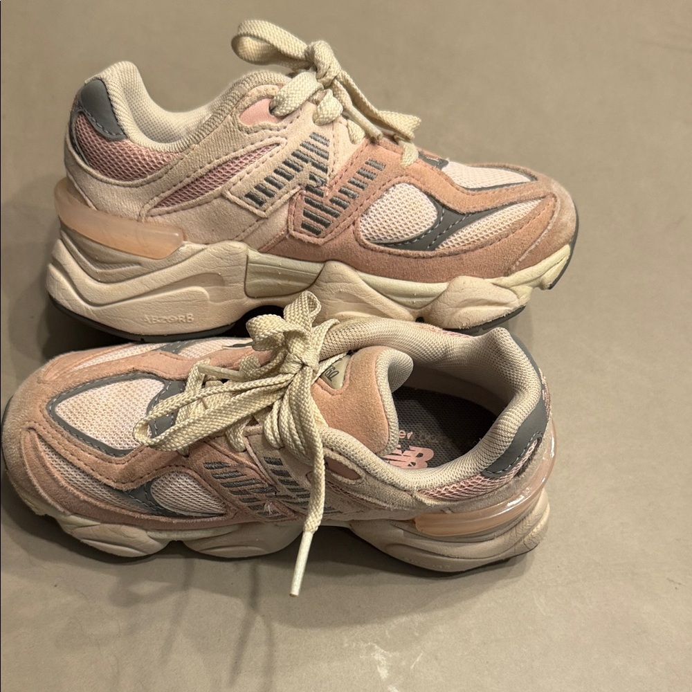 New Balance Kids Pink, Cream & Gray Chunky Sneakers